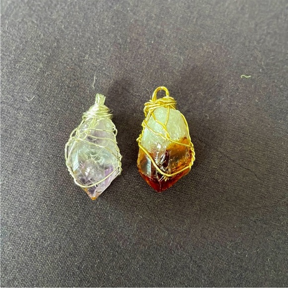 Bundle of five handmade wire-wrapped pendants - Picture 3 of 4